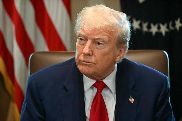 皇冠信用網庄家_特朗普为何让步？美媒：幕僚警告他“对华关税再不降皇冠信用網庄家，基本盘要崩”