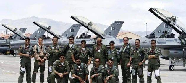 皇冠信用網会员怎么开通_巴五大基地凌晨被炸皇冠信用網会员怎么开通，红旗导弹拦截失败！印度背后有高人指点？