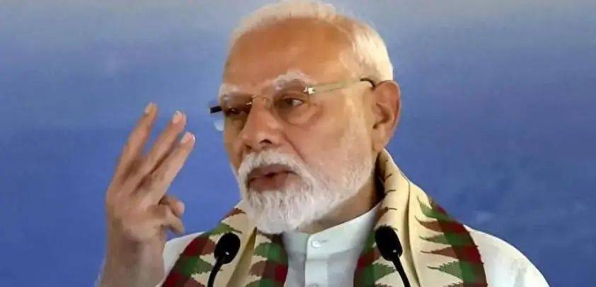 皇冠信用網网址_印度想炸毁歼10C皇冠信用網网址，24小时内，巴铁发起雷霆反击，新德里发生爆炸