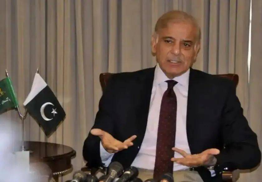 皇冠信用網网址_印度想炸毁歼10C皇冠信用網网址，24小时内，巴铁发起雷霆反击，新德里发生爆炸