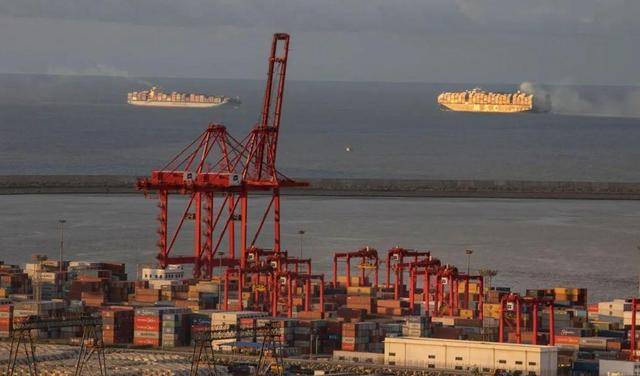 皇冠手机管理端登录_有气没处撒？印度扣押中国货物皇冠手机管理端登录，48小时内，中方快速解决麻烦