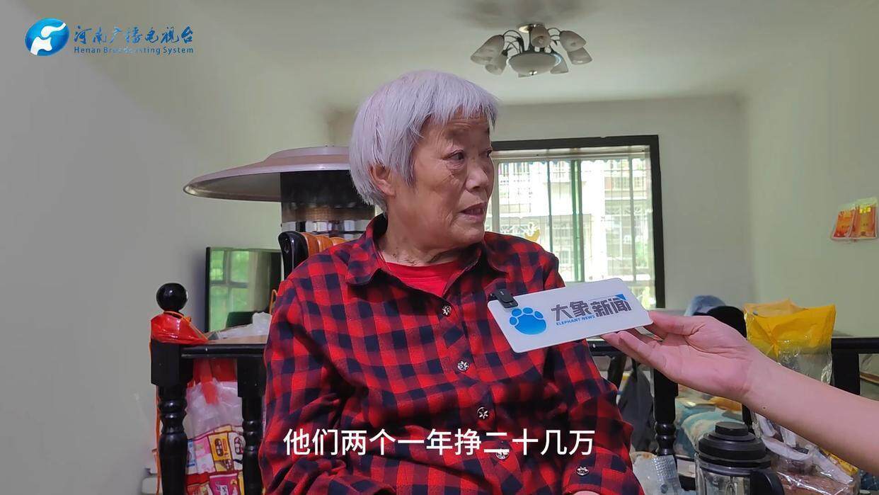 皇冠代理登3平台_夫妻被酒驾者撞死皇冠代理登3平台，孩子：以为是梦，想爸爸妈妈