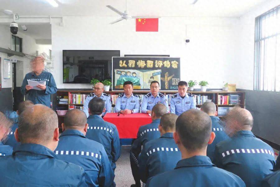 如何代理皇冠信用网_男子在上海监狱服刑11年如何代理皇冠信用网，出狱前才得知两位家人已病逝...极大生活困境，他深深担忧→