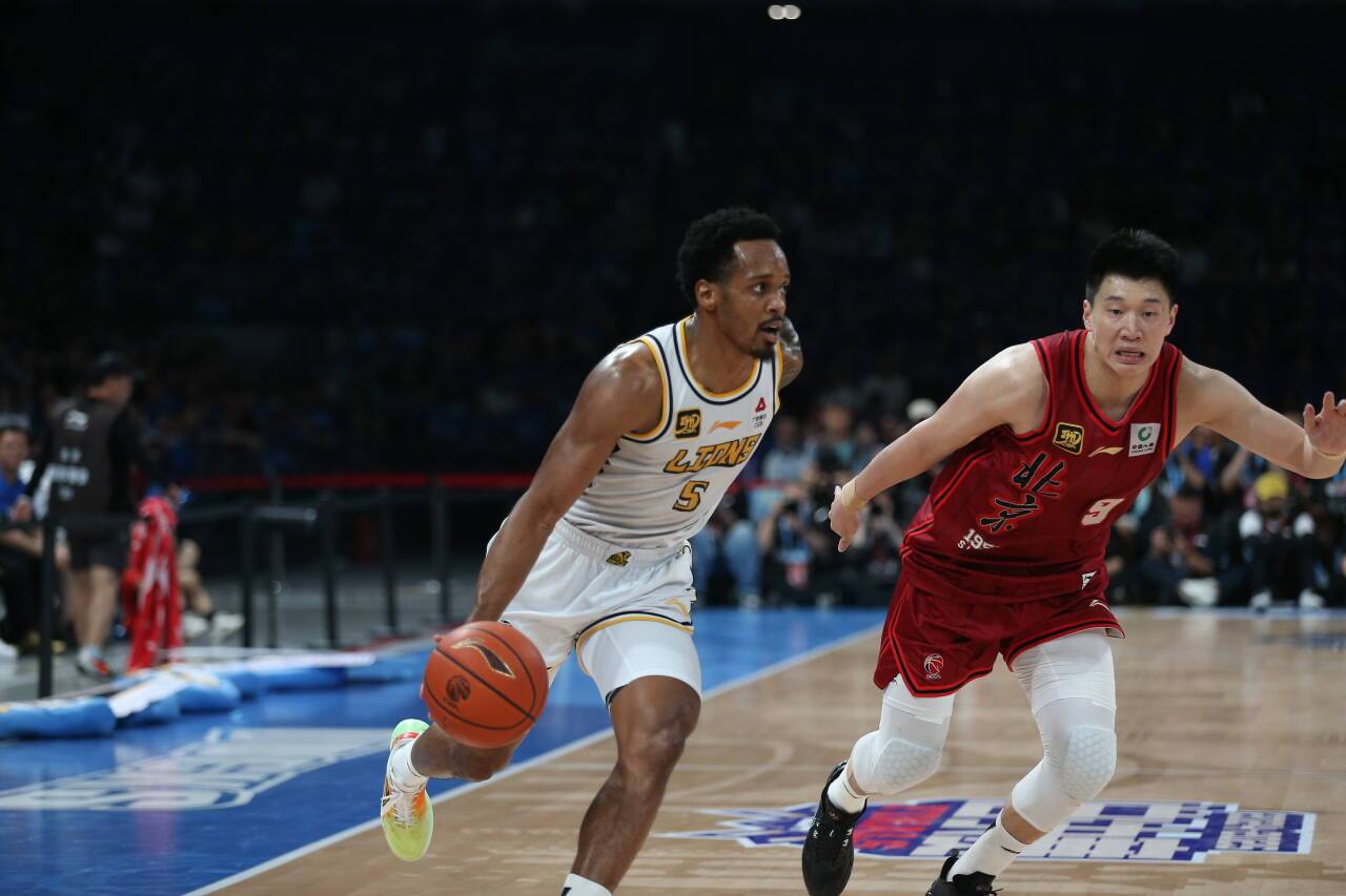 皇冠信用网怎么申请_浙江广厦4-2北京夺队史CBA首冠皇冠信用网怎么申请！周琦31+10布朗41分