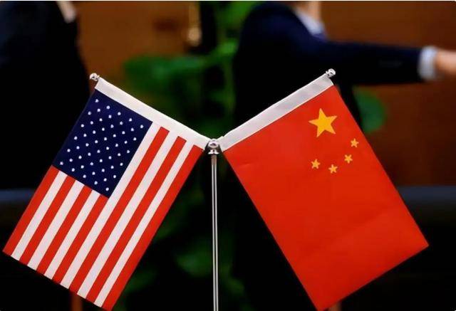 皇冠体育App下载_100%对华关税来袭皇冠体育App下载，特朗普又翻脸了？中国打法太狠，8国开始跟进