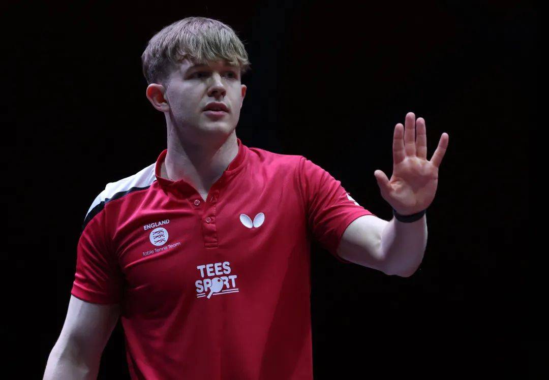 皇冠信用网在线注册_王楚钦逆转西蒙皇冠信用网在线注册，梁靖崑、王曼昱、王艺迪、陈幸同晋级8强 | 多哈世乒赛单打