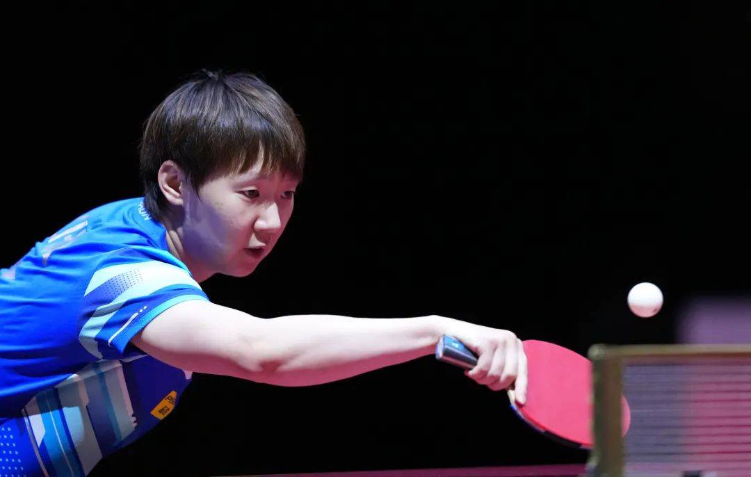 皇冠信用网在线注册_王楚钦逆转西蒙皇冠信用网在线注册，梁靖崑、王曼昱、王艺迪、陈幸同晋级8强 | 多哈世乒赛单打