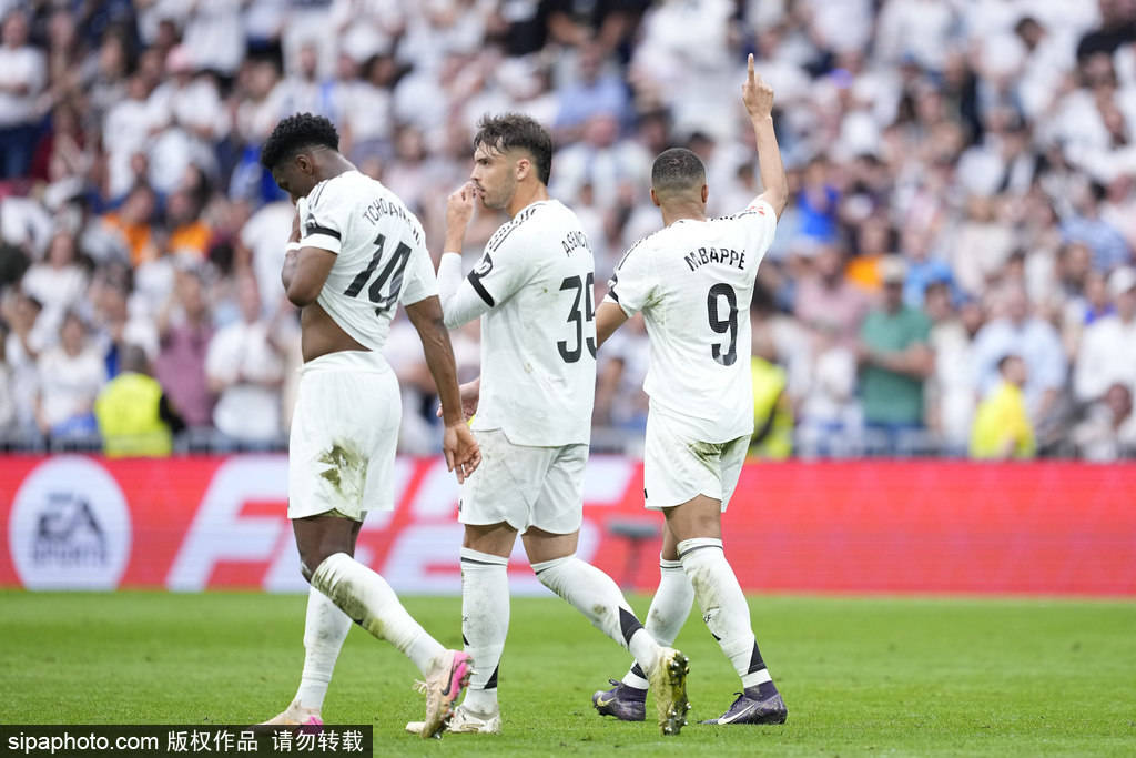 皇冠信用网怎么开户_西甲-姆巴佩双响莫德里奇伯纳乌告别战 皇马2-0皇社收官