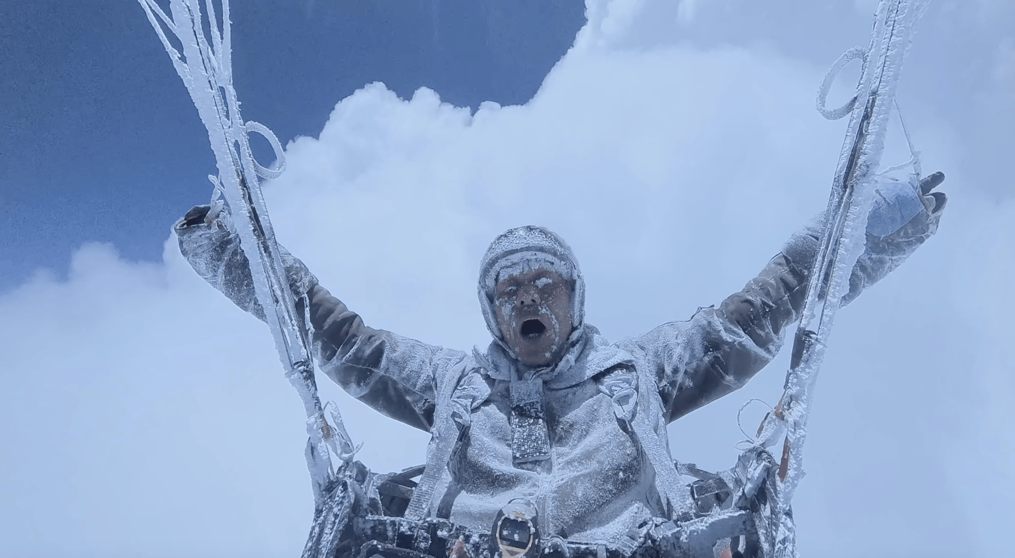 皇冠足球管理平台出租_被云吸至8000米高空成“冰人”后奇迹生还 当事人讲述从遇险到脱险过程