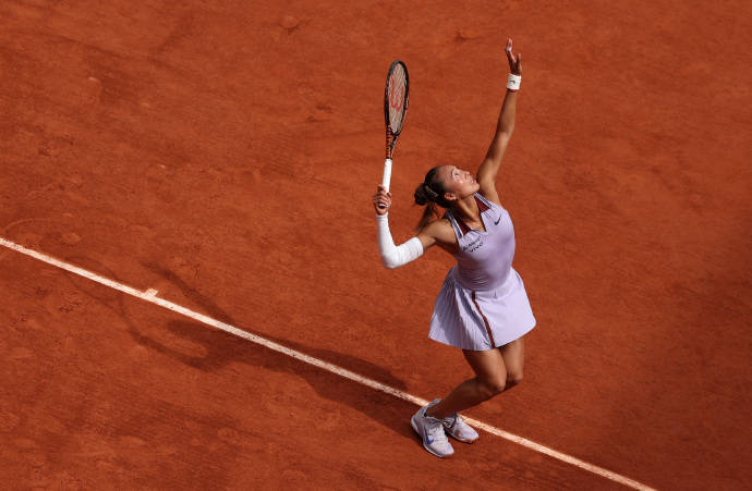 皇冠信用最新地址_晋级法网32强皇冠信用最新地址！郑钦文2-0战胜阿朗戈