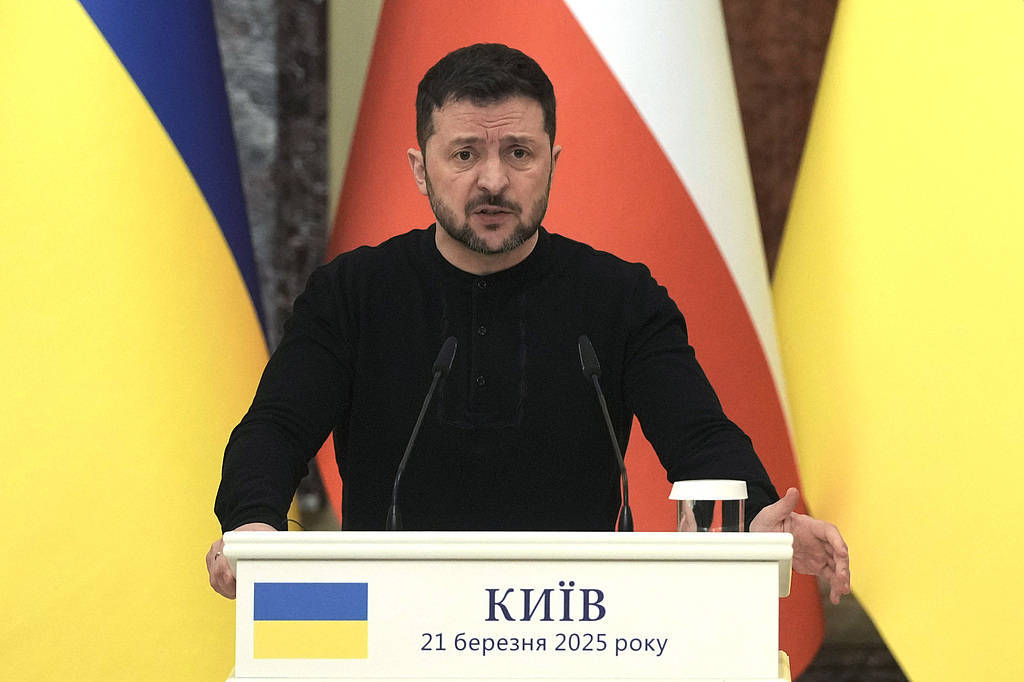 皇冠信用网会员如何申请_泽连斯基：愿与普京进行会晤皇冠信用网会员如何申请，不希望美方退出谈判！消息人士：俄方停火条件包括北约“书面”保证不东扩