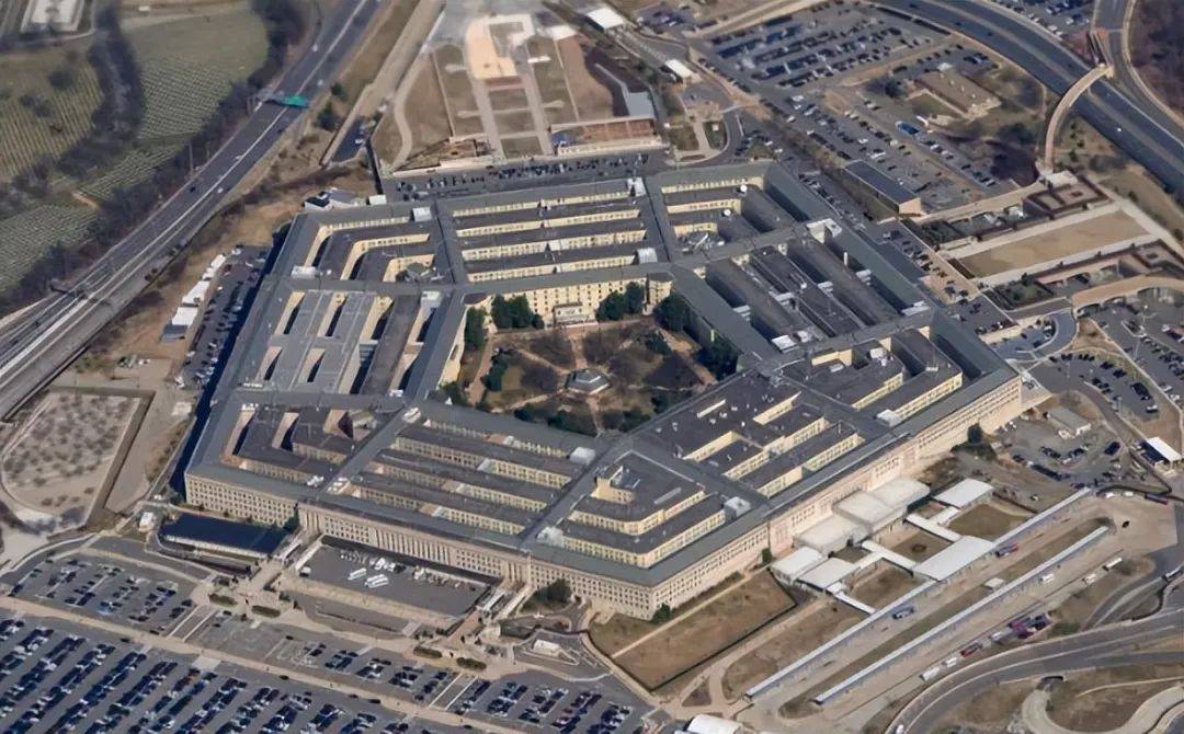 皇冠信用网开户_白宫内讧！特朗普30分钟变局皇冠信用网开户，中国政策制定者如秋叶般被扫地出门！