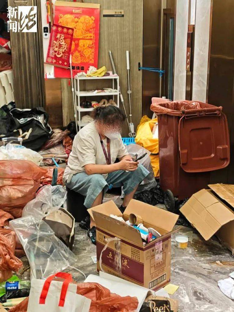 皇冠信用网出租_垃圾堆满皇冠信用网出租，臭到离谱！上海顶流豪宅业主也拾荒？邻居直呼倒大霉，不能忍！