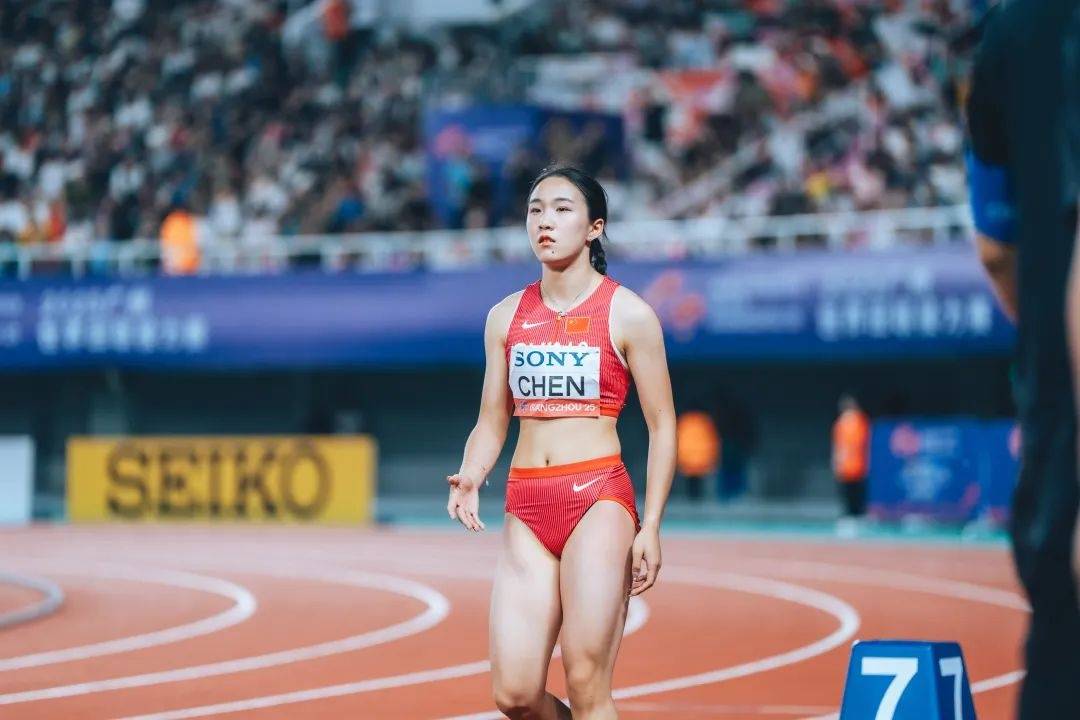 皇冠登1登2登3代理_刷新个人最好成绩皇冠登1登2登3代理！16岁小将陈妤颉获得亚锦赛女子200米冠军