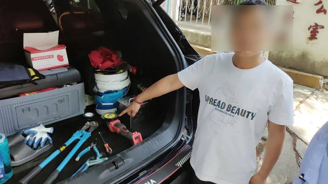 怎么申请皇冠信用网_业主变“保安”两月偷了700余斤怎么申请皇冠信用网！已被抓！