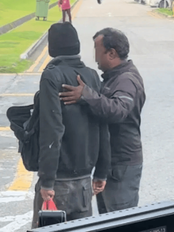 皇冠信用网需要押金吗_“中国人不要来新加坡”皇冠信用网需要押金吗，两名中国女子在新加坡旅游时遭醉汉骚扰