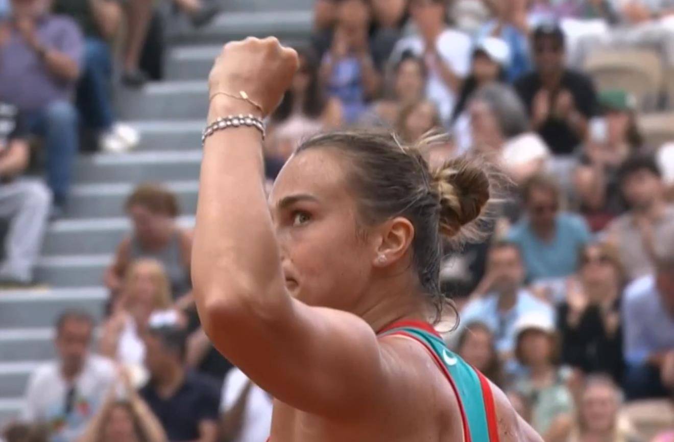 皇冠信用网怎么申请_郑钦文又要“翻山填海”皇冠信用网怎么申请，法网将再战萨巴伦卡，此前战绩1胜6负