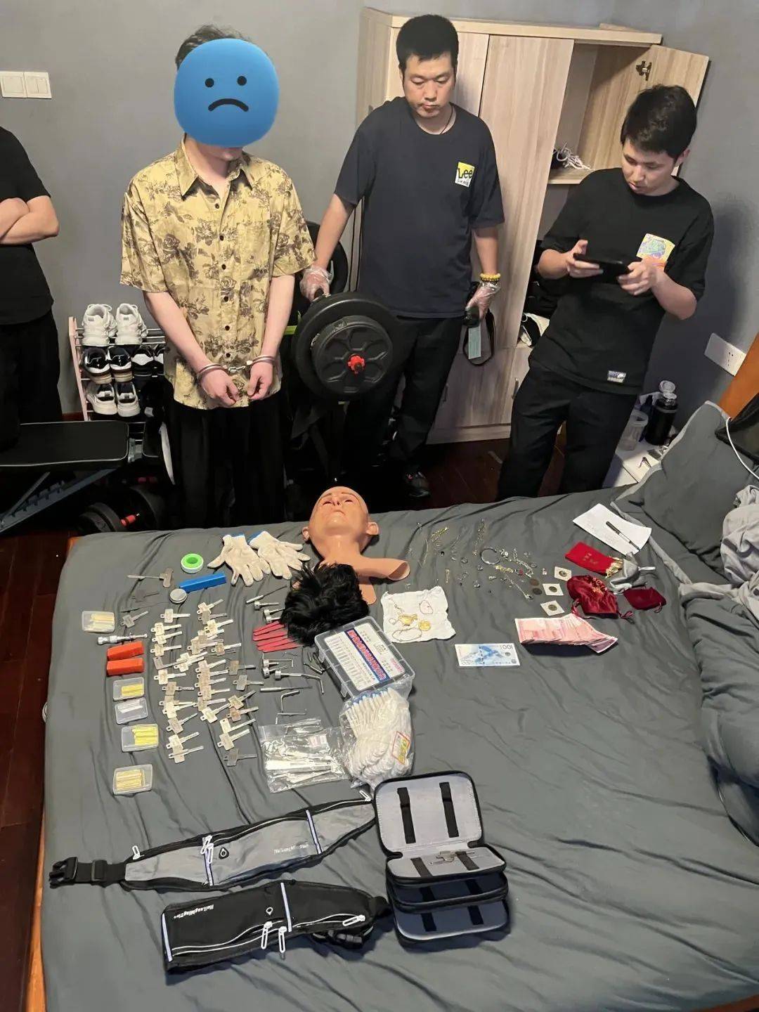 皇冠信用网登2代理申请_看到这种人脸皇冠信用网登2代理申请，立即警惕！已有人报案