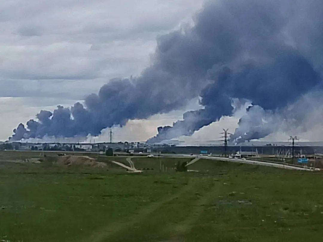 皇冠信用网押金多少_乌克兰最大胆无人机攻击皇冠信用网押金多少，预示着人类一个可怕的未来！