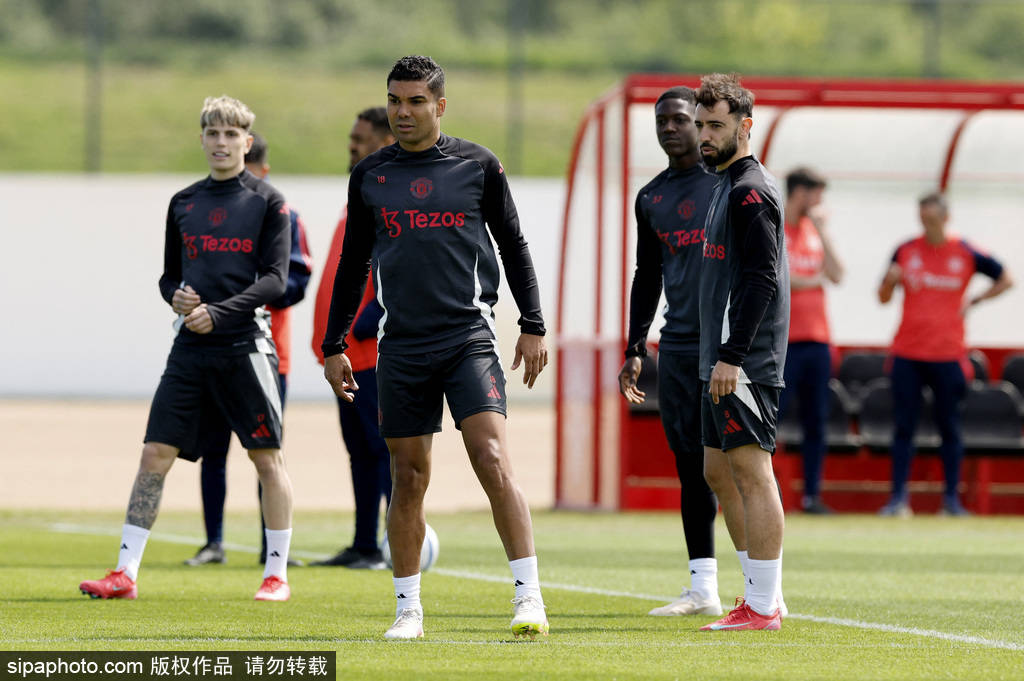 皇冠信用网平台出租_红魔引援风暴：姆贝乌莫或携6000万镑驾临皇冠信用网平台出租！B费、加纳乔命运几何？