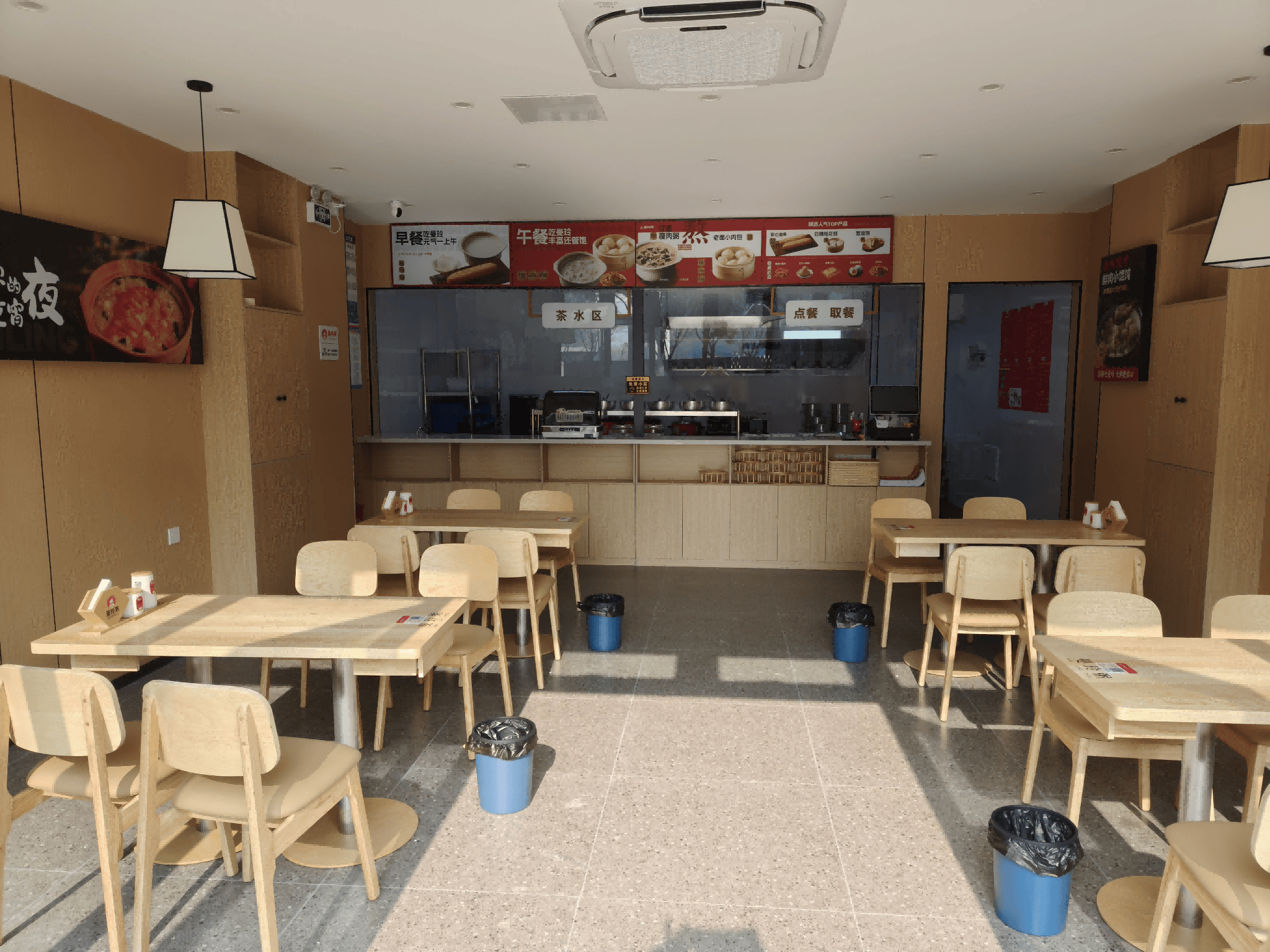 Hga030app_沪漂夫妻破“中年危机”：从职场到曼玲粥店主Hga030app，开启成功创业路