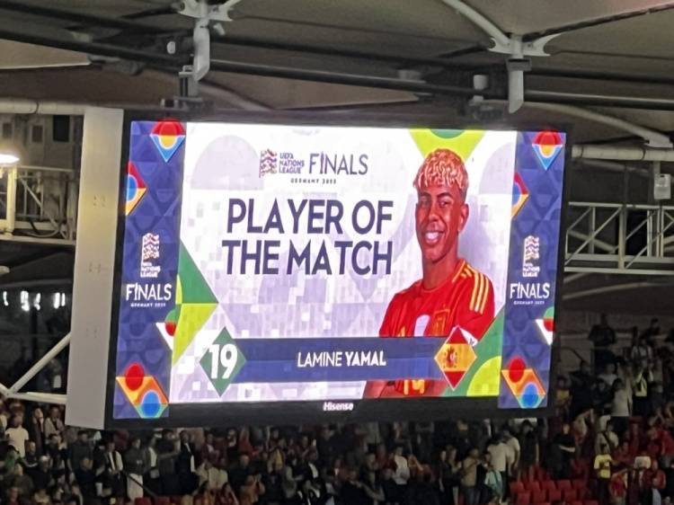 皇冠代理登1_2进球+3关键传球皇冠代理登1，亚马尔当选西班牙5-4法国一役全场最佳