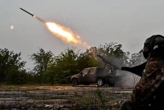 皇冠信用盤_前线失利普京大怒皇冠信用盤，中美同时预感到大战即将来临，发出相近的指令