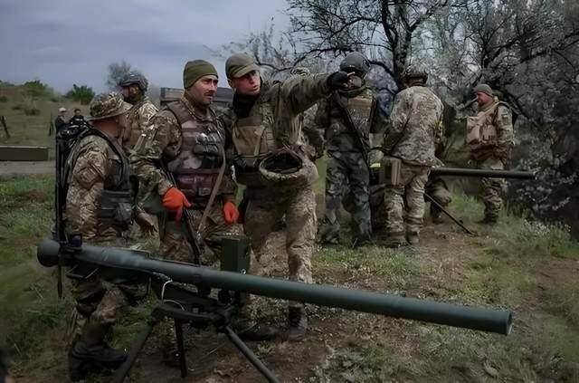 世界杯足球赛_真炸出了蘑菇云了！俄军疯狂报复袭击世界杯足球赛，乌军手中的牌已被全部烧光