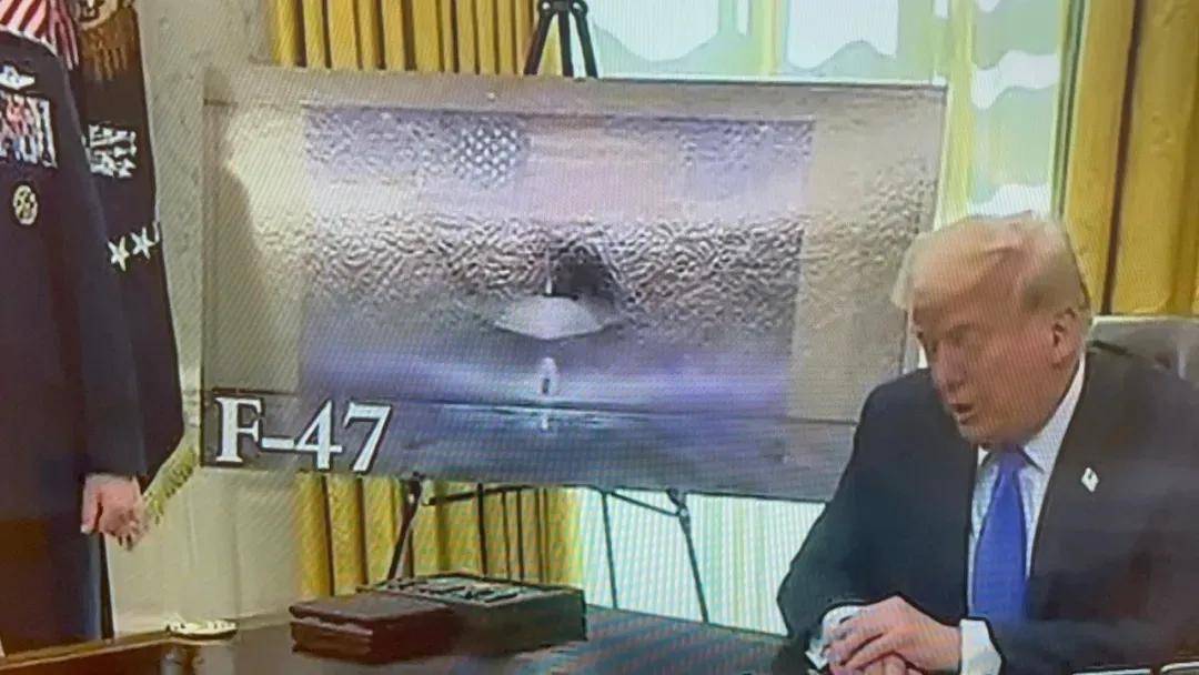 皇冠比分_振奋！网友拍到2架歼-35伴飞歼-20皇冠比分，中国歼-35批量服役了？