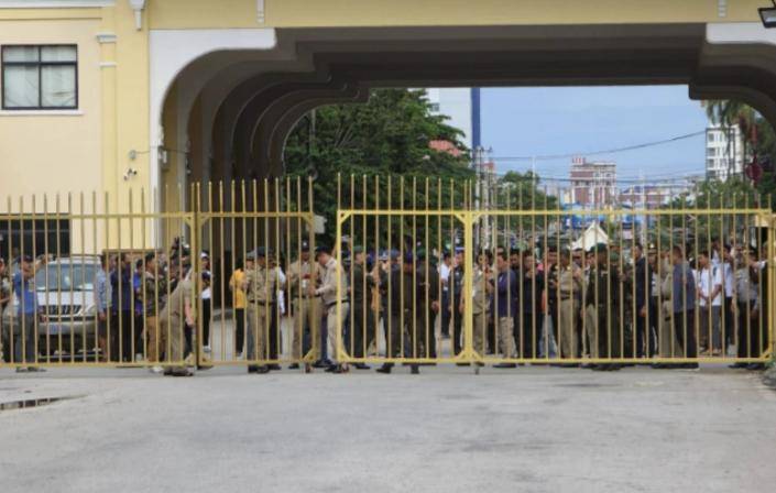 巴黎圣日耳曼vs迈阿密国际_泰国打响战役！洪森接过指挥权巴黎圣日耳曼vs迈阿密国际，两国元首坐镇前线，大战爆发苗头