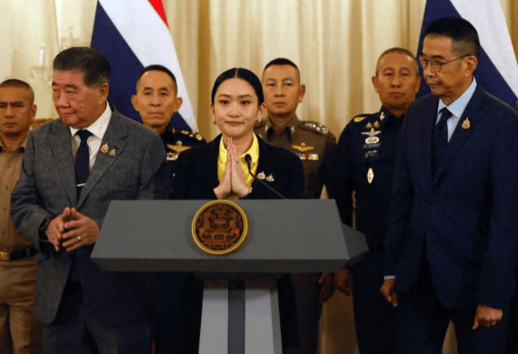 皇冠信用網要押金吗	_只剩255席皇冠信用網要押金吗	，佩通坦拒绝下台，一架泰专机直飞中国，执政党要自救