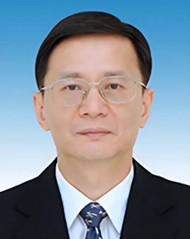 诺伍德火焰 v 森林维尔老鹰队_中组部有关负责同志宣布中央决定：诺伍德火焰 v 森林维尔老鹰队他们的职务调整