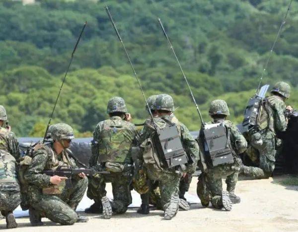 施拿钟基 v 马里汉姆_阅兵前瞻：我们有必要展示一下最新面貌施拿钟基 v 马里汉姆，给世界增加一点"确定性"