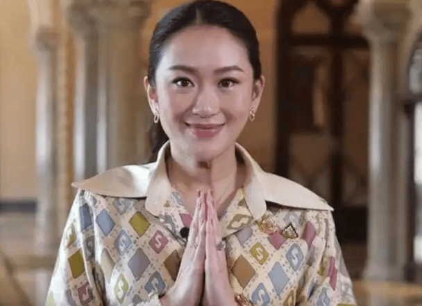 皇冠登3新2管理_6000多人抗议皇冠登3新2管理，泰国王室出手了，不听劝的洪森要有麻烦了