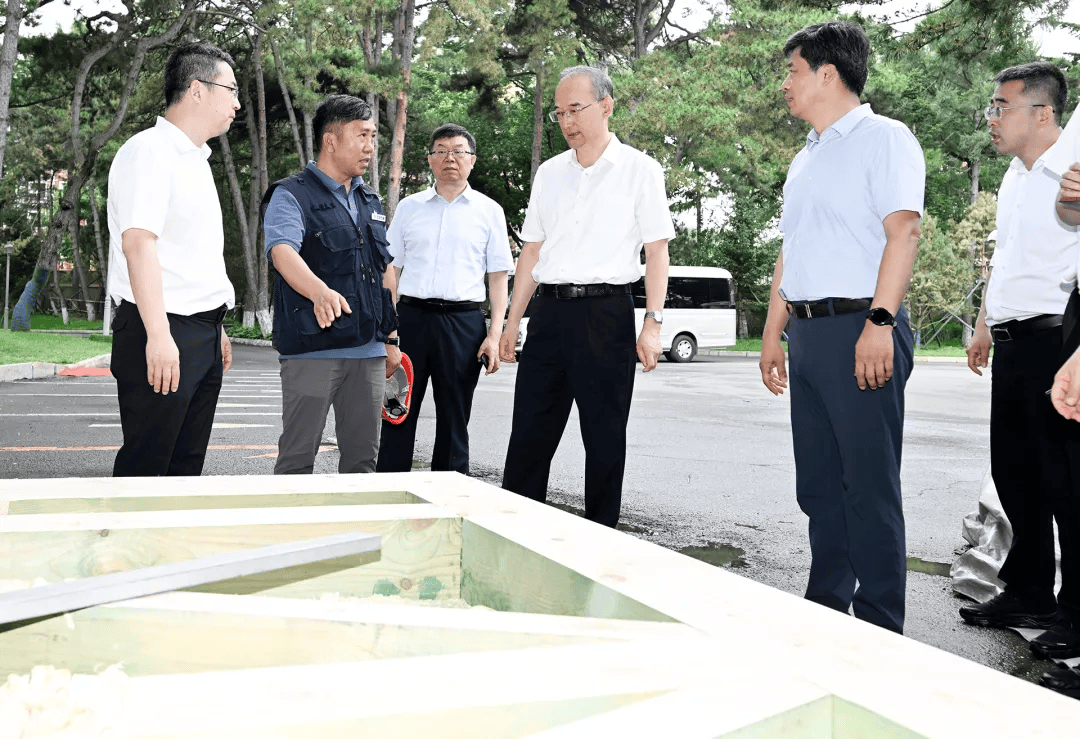 怎么注册皇冠信用網_“能不吊顶就不吊顶怎么注册皇冠信用網，能不贴砖就不贴砖”，吉林省委书记调研历史建筑修缮