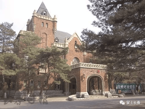 怎么注册皇冠信用網_“能不吊顶就不吊顶怎么注册皇冠信用網，能不贴砖就不贴砖”，吉林省委书记调研历史建筑修缮