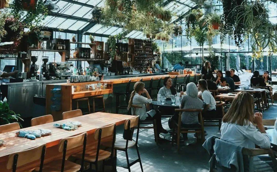 怎么注册皇冠信用網_“漂亮饭”占领三里屯