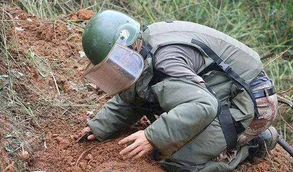 2025-2026英格兰冠军联赛赛程积分_炸断腿还连着肉2025-2026英格兰冠军联赛赛程积分！乌克兰等6国宣布退出“禁止地雷条约”