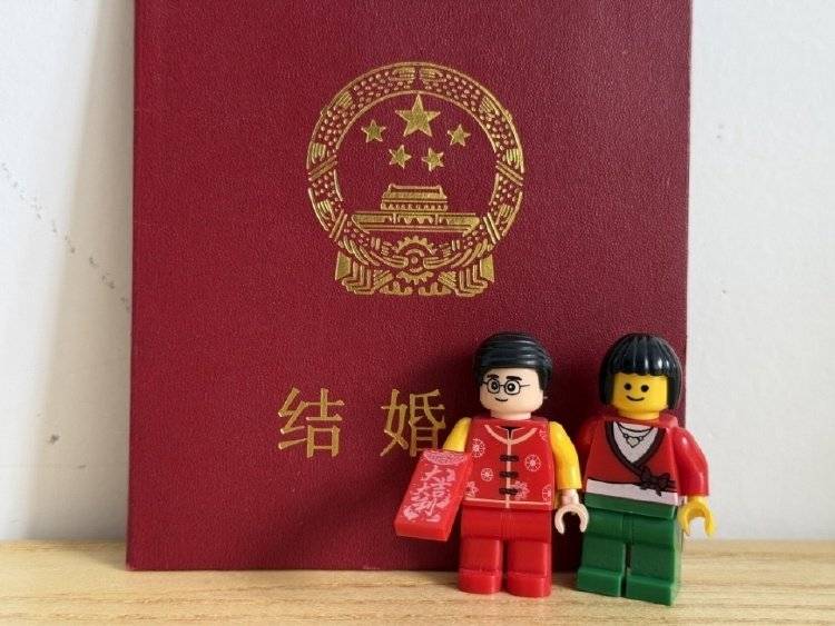 迪弗当日VS德利塔_男子相亲闪婚后发现女方有精神残疾迪弗当日VS德利塔，10万彩礼被8个媒人分走8万