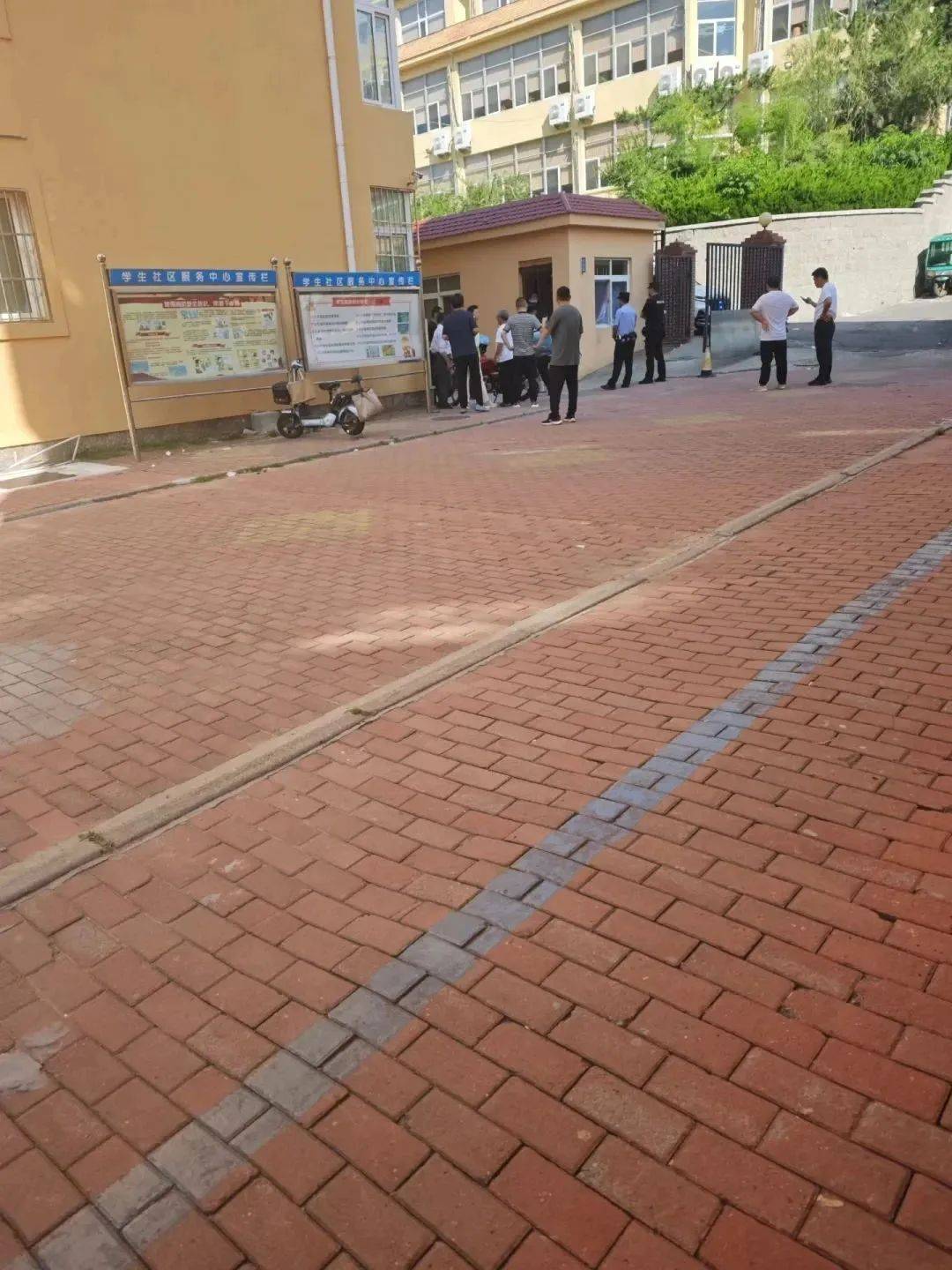 皇家马德里VS奥萨苏纳_青岛大学一宿管人员离世皇家马德里VS奥萨苏纳，校方回应