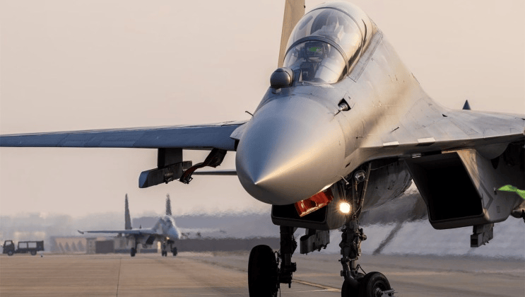 赫尔蒙德VS罗达JC_美媒：伊朗欲购中国重型战斗机赫尔蒙德VS罗达JC，不需要歼10，歼16靠隐身击落F-35