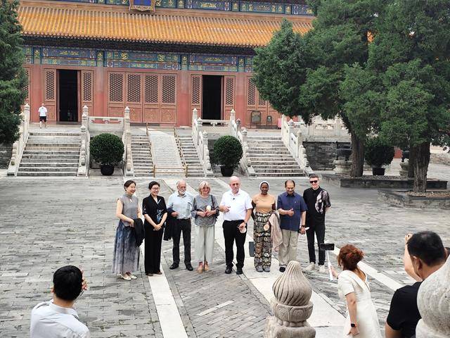 亚特兰大梦想篮球_巴基斯坦前总理特别助理：北京人是北京最大的财富