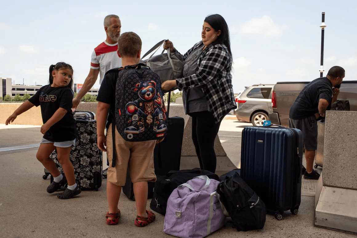 西雅图风暴比分_一家人自愿被驱逐出美国：“留在这里是一场赌博”