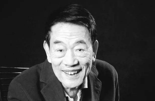 皇冠额度申请_助理曝光杨少华死亡原因！吃淀粉肠是去世前3天拍的皇冠额度申请，并非临终当天卖货