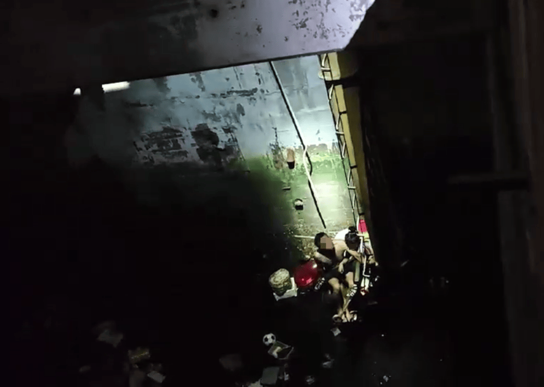 皇冠平台_事发大连！男子带着女儿夜钓皇冠平台，迟迟未归，妻子前往海边呼喊搜寻俩小时，最终发现……