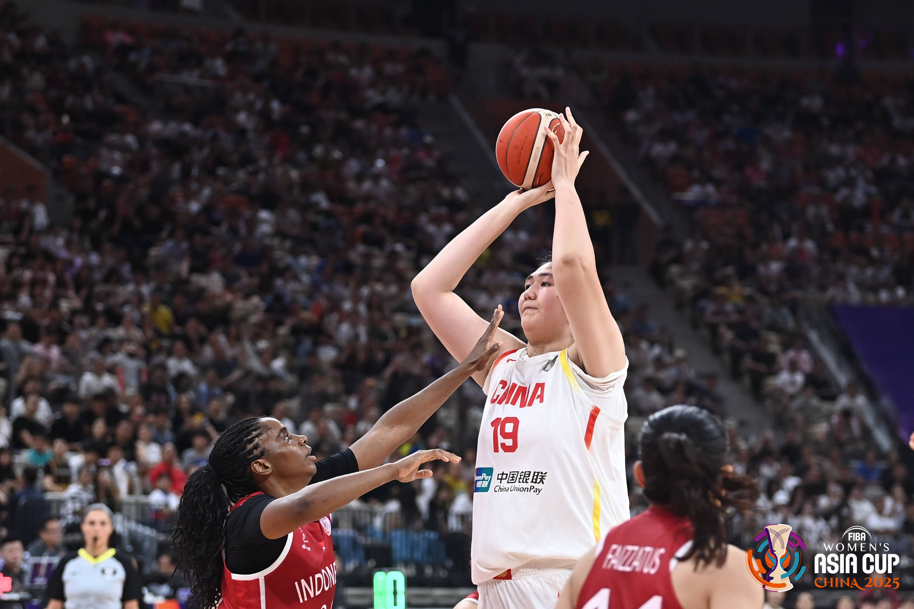 皇冠信用网最新地址_亚洲杯-张子宇11分钟13分 中国女篮狂胜印尼51分