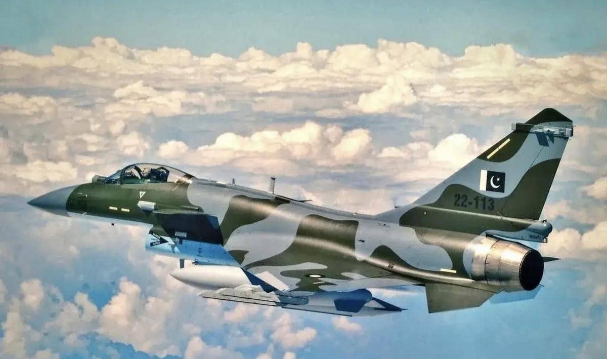 皇冠信用网如何申请_俄军大运刚刚离开皇冠信用网如何申请，伊朗军用机场突发爆炸，苏-35比歼-10先到货？