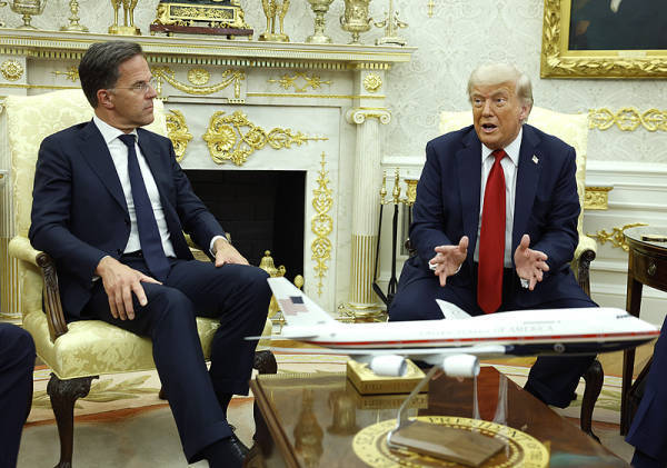 皇冠信用网会员_北约秘书长宣称：中国、印度和巴西等国若继续与俄罗斯做生意皇冠信用网会员，可能会受到“二级制裁”