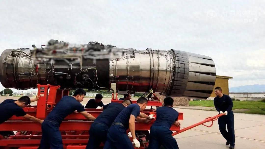 皇冠信用网登3代理_央视亲自曝光皇冠信用网登3代理，十几人推着歼-16发动机出镜，新太行早已脱胎换骨