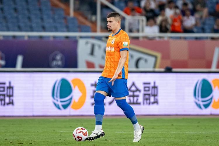 皇冠信用網在哪里开通_出战19场打进2球皇冠信用網在哪里开通！山东泰山官方：25岁巴西中卫卡扎尔离队